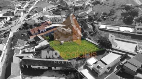 Excelente Oportunidade em Tremês - Conjunto de 2 Moradias + Terreno Urbano 