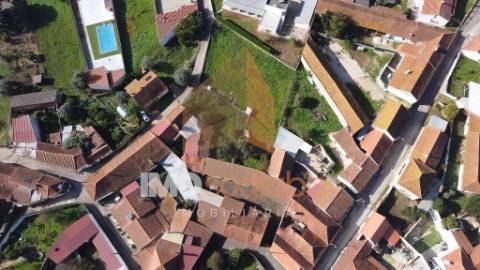 Excelente Oportunidade em Tremês - Conjunto de 2 Moradias + Terreno Urbano 