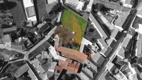 Excelente Oportunidade em Tremês - Conjunto de 2 Moradias + Terreno Urbano 