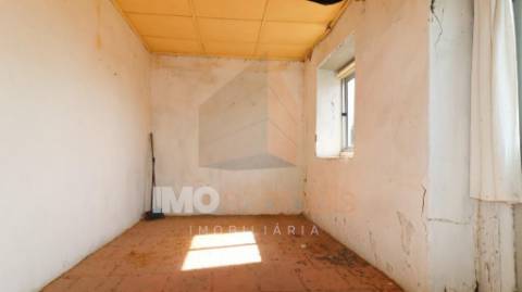 Moradia Térrea T3 – Carregueira 