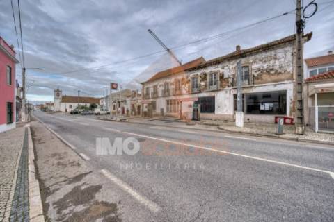 Prédio no centro da Chamusca