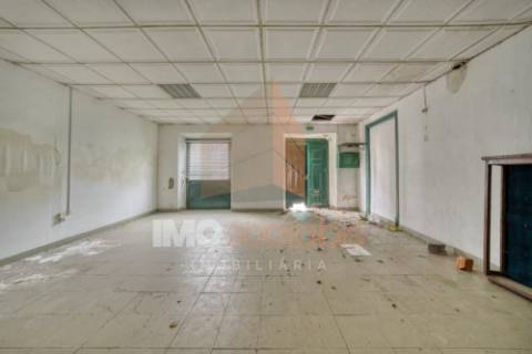 Prédio no centro da Chamusca