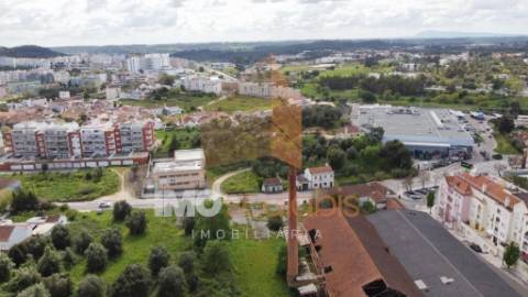 Venda Exclusiva de 5 Lotes de Terreno Urbano com Área Total de 7.595 m²