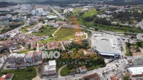 Venda Exclusiva de 5 Lotes de Terreno Urbano com Área Total de 7.595 m²