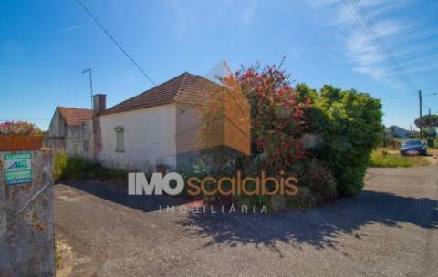 🏡 MORADIA T3 EM LOTE URBANO DE 2600m² – MOITA, PERNES