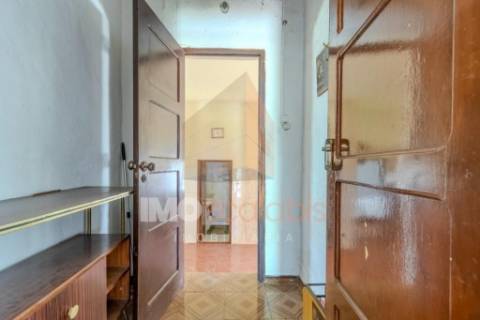 🏡 MORADIA T3 EM LOTE URBANO DE 2600m² – MOITA, PERNES