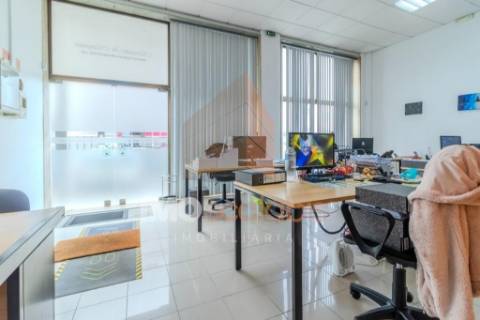 Loja com 167 m² para comércio – Santarém