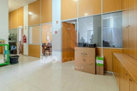 Loja com 167 m² para comércio – Santarém