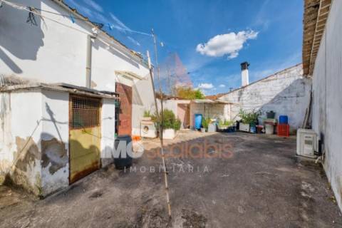 Café/Restaurante Totalmente Equipado – Pronto a Entrar | Trespasse