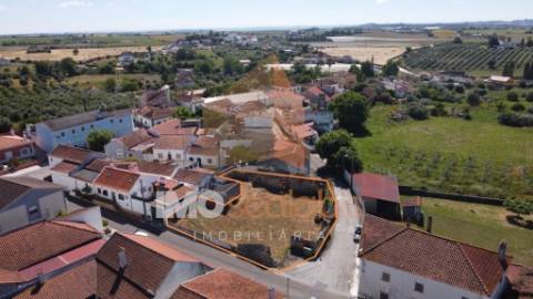  Venda de 2 Lotes de Terreno para Construção – Oportunidade Imperdível!