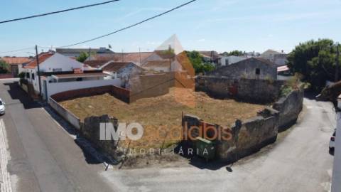  Venda de 2 Lotes de Terreno para Construção – Oportunidade Imperdível!