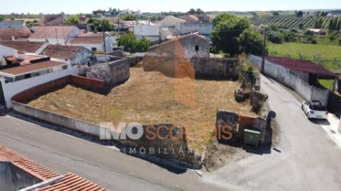  Venda de 2 Lotes de Terreno para Construção – Oportunidade Imperdível!