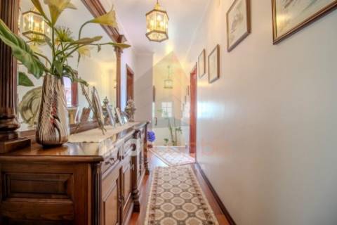 Moradia T5 a 5 minutos do centro histórico de Santarém