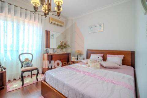 Moradia T5 a 5 minutos do centro histórico de Santarém