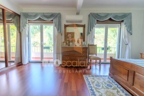 Moradia T5 a 5 minutos do centro histórico de Santarém