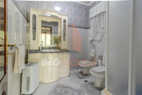 Moradia T5 a 5 minutos do centro histórico de Santarém