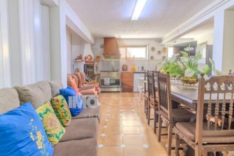 Moradia T5 a 5 minutos do centro histórico de Santarém