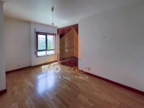 T3 no Planalto de Santarém – Excelente Oportunidade de Investimento!