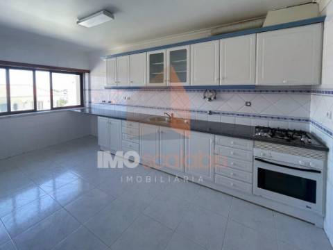 T3 no Planalto de Santarém – Excelente Oportunidade de Investimento!