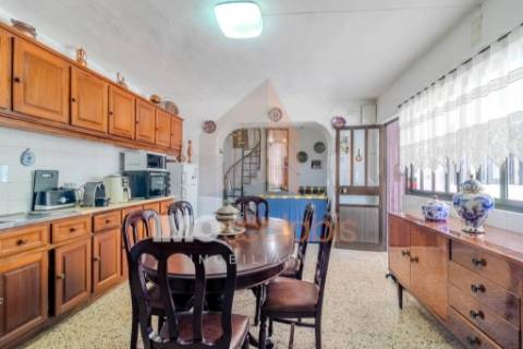 Moradia T5 com Terreno para Cultivo em Abitureiras, Santarém