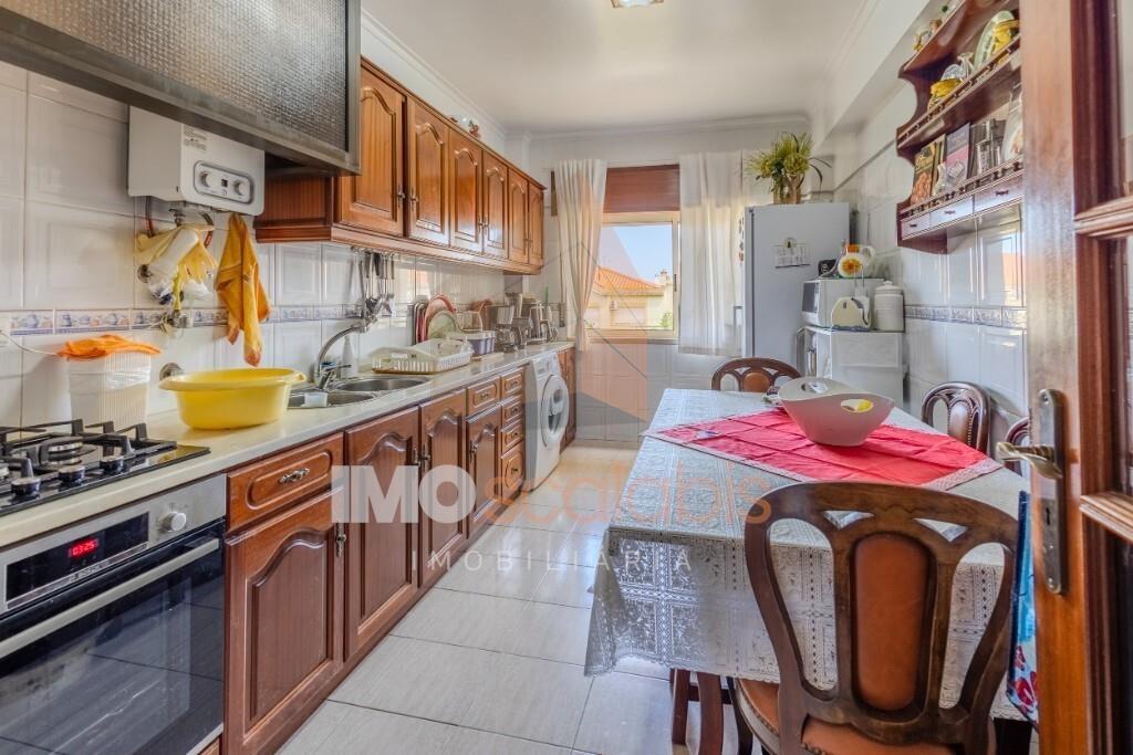 Apartamento T3, Jardim de Baixo, Santarém