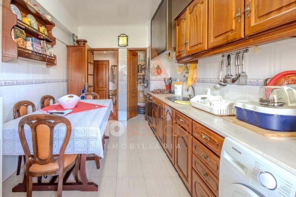 Apartamento T3, Jardim de Baixo, Santarém