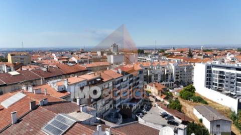 Apartamento T3, totalmente remodelado - Santarém