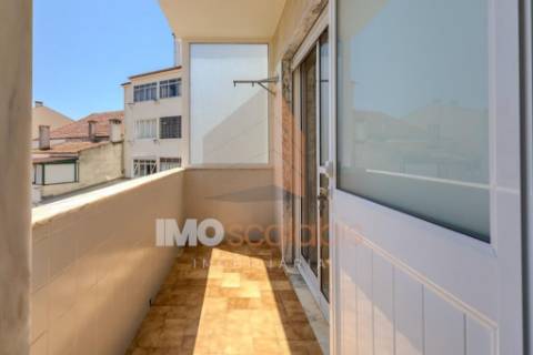 Apartamento T3, totalmente remodelado - Santarém