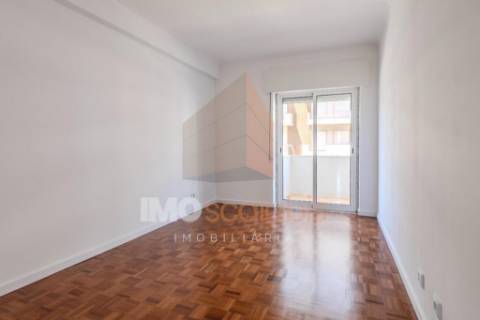 Apartamento T3, totalmente remodelado - Santarém