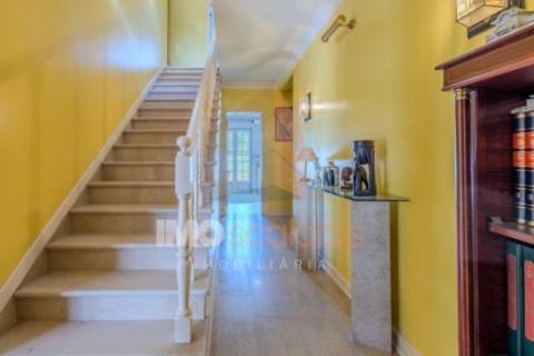 Moradia Geminada, Vale de Santarém