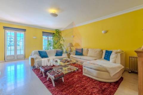 Moradia Geminada, Vale de Santarém