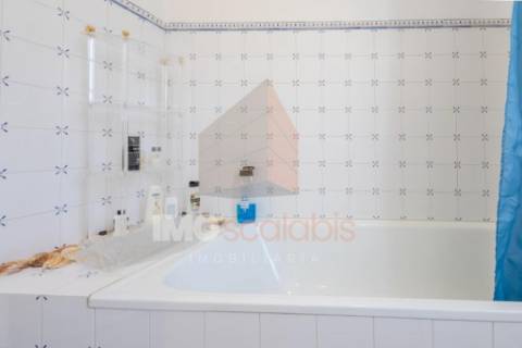 Moradia Geminada, Vale de Santarém