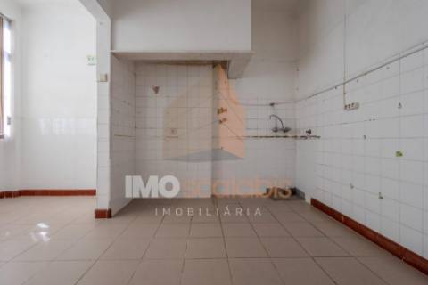 Apartamento T2 com Potencial para T3 no Planalto, Santarém