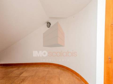 Arrendamento – Loja 80 m² | Localização Premium no Centro de Alpiarça