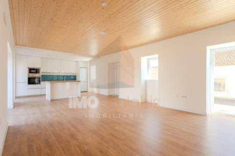 Moradia T3 Independente próxima de Santarém