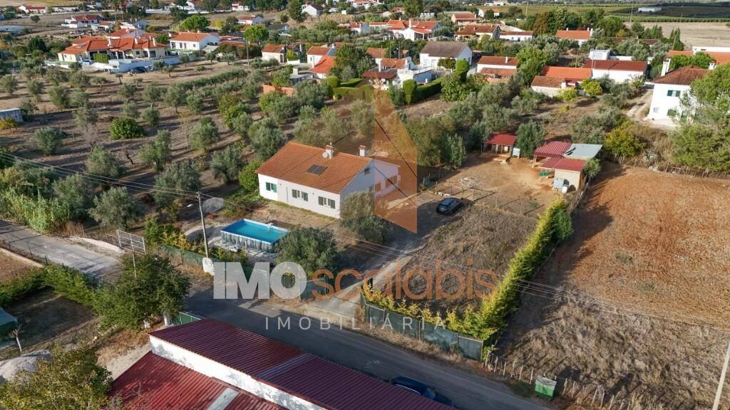 Moradia Térrea T3 em Sobral, São Vicente do Paúl – Tranquilidade e Conforto a 20 Minutos de Santarém