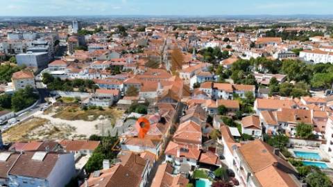 Moradia Reabilitada no Coração de Santarém – Planalto