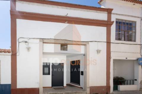 Moradia Reabilitada no Coração de Santarém – Planalto