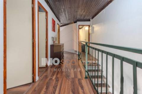 Moradia Reabilitada no Coração de Santarém – Planalto