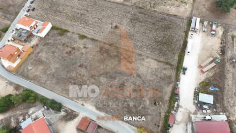 Lote 2 — Terreno Urbano em Alpiarça (825 m²)
