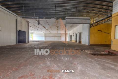 Oportunidade de investimento no Ribatejo – armazém com excelente preço e grande potencial!