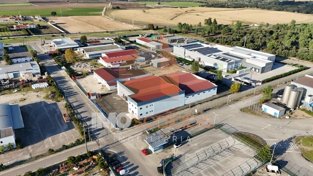 Armazéns Industriais – Zona Industrial de Alpiarça