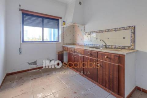 Armazéns Industriais – Zona Industrial de Alpiarça