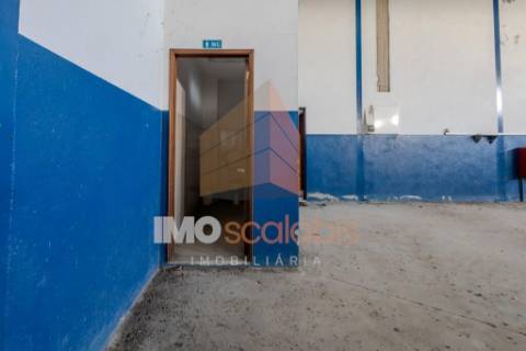 Armazéns Industriais – Zona Industrial de Alpiarça