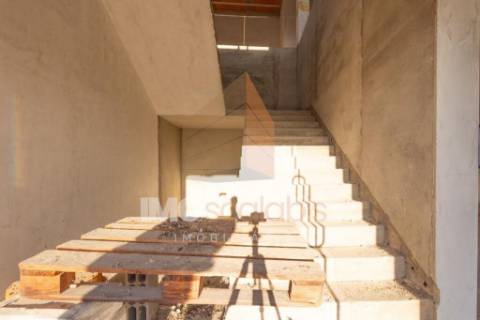 Armazéns Industriais – Zona Industrial de Alpiarça