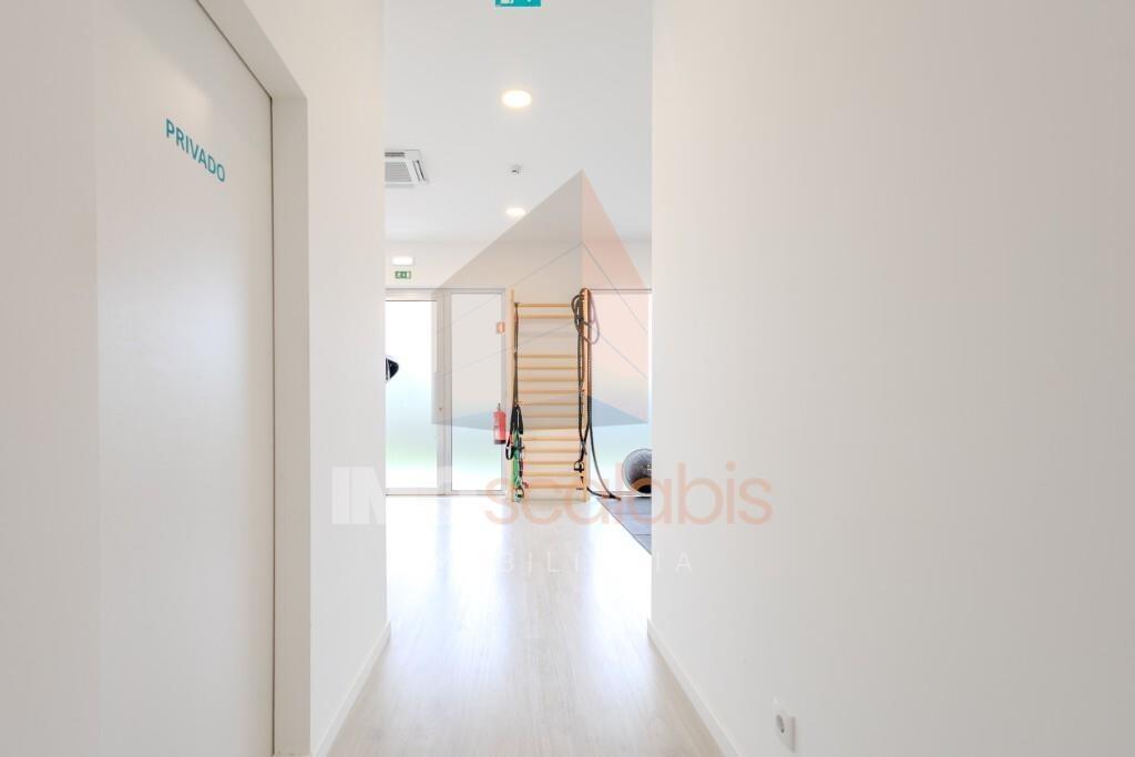 Loja Comercial à Venda em Santarém