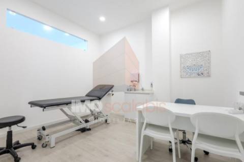 Loja Comercial à Venda em Santarém