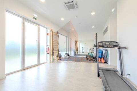 Loja Comercial à Venda em Santarém