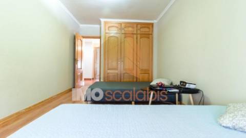 Apartamento T2 com garagem