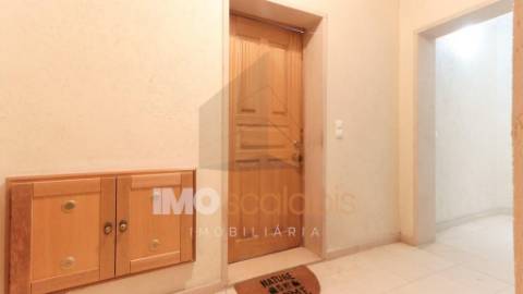 Apartamento T2 com garagem